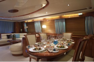 Champagne O Clock -  Dining Area